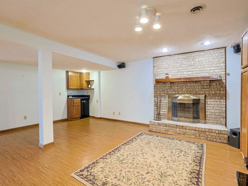 4324 Marcrest Drive, Cincinnati, OH 45211 Photo 33