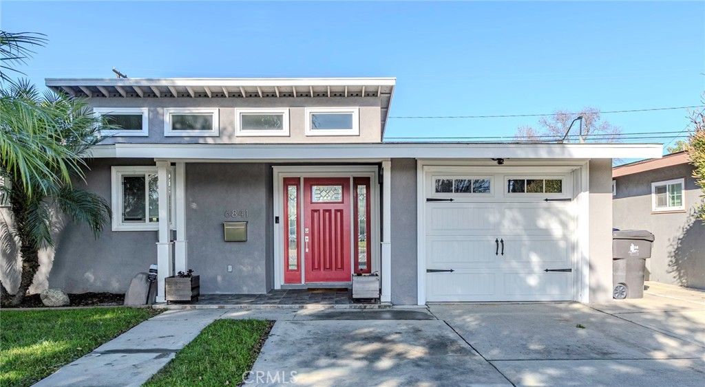 6841 E Bacarro, Long Beach, CA 90815 Main Photo