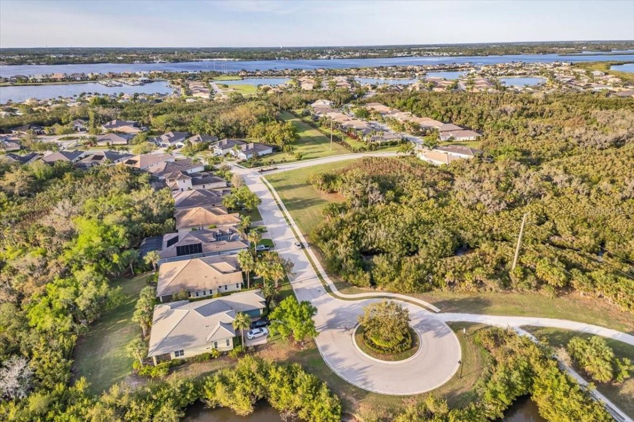 904 Riverscape Street, Bradenton, FL 34208 Photo