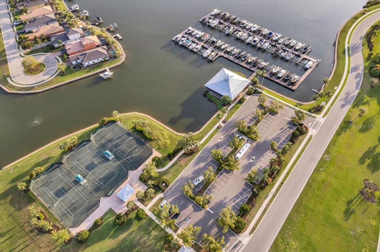 904 Riverscape Street, Bradenton, FL 34208 Photo