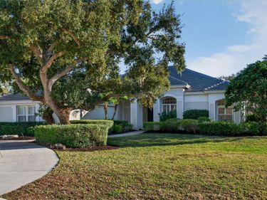 2571 DICK WILSON DRIVE, SARASOTA, FL 34240