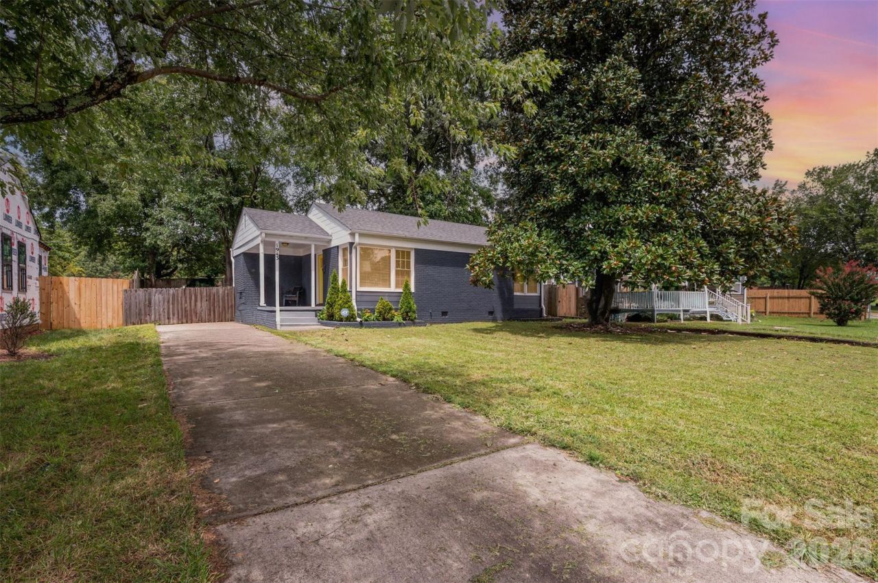 1943 Academy Street, Charlotte, NC 28205 Main Photo