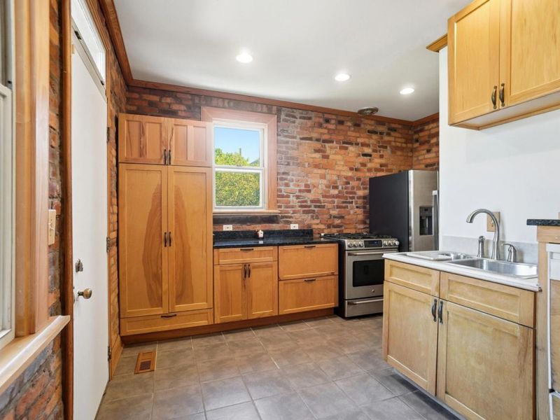 628 S Grant Avenue , Columbus, OH 43206 Photo 17