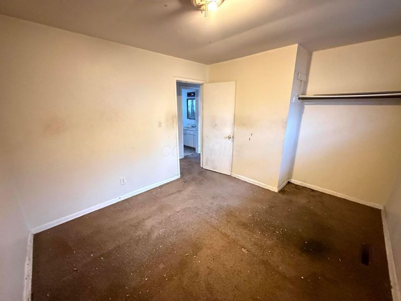 2271 Century Drive , Columbus, OH 43211 Photo 8