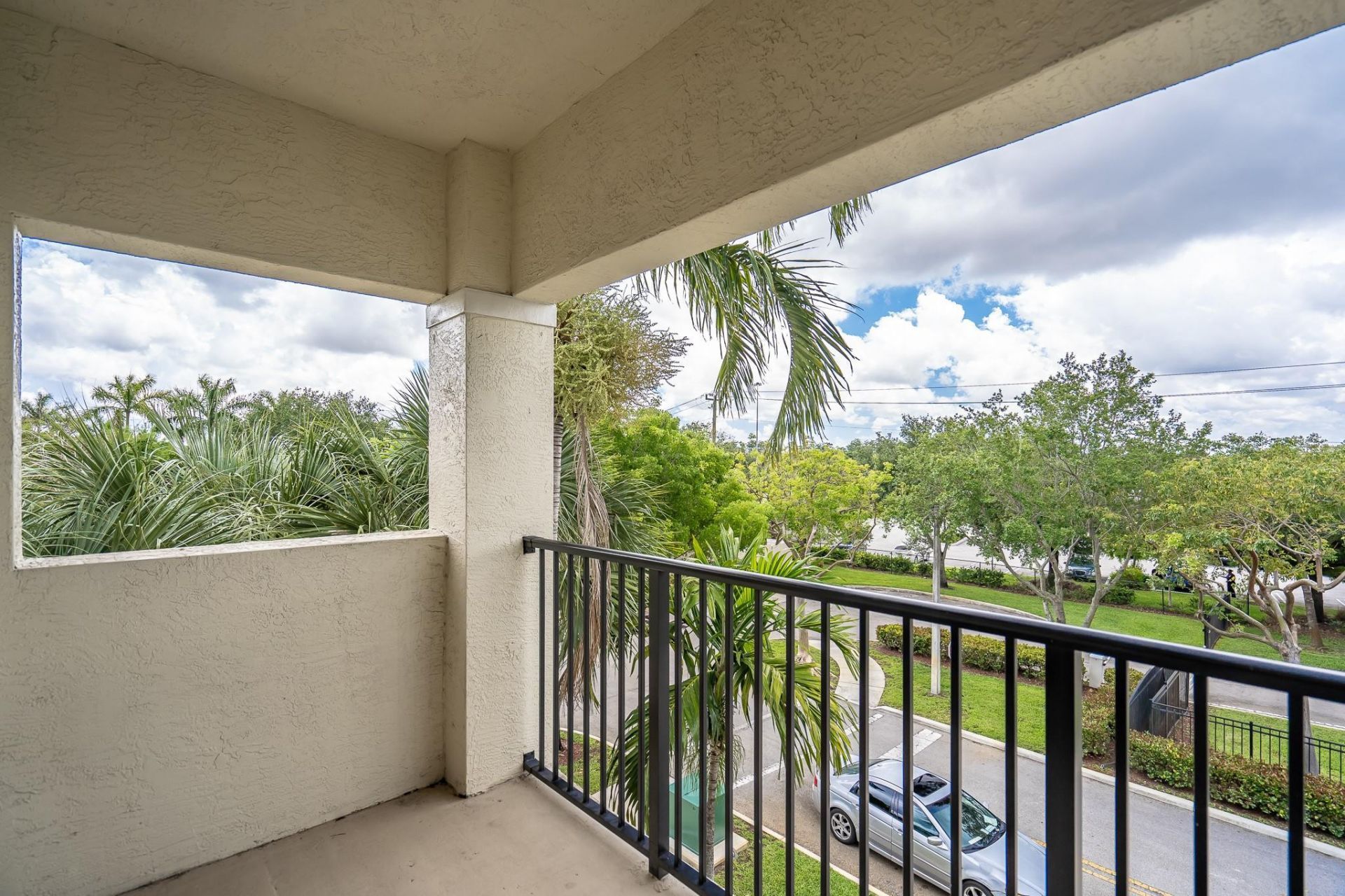 5800 W Sample Road, Unit 308, Coral Springs, FL 33067 Photo