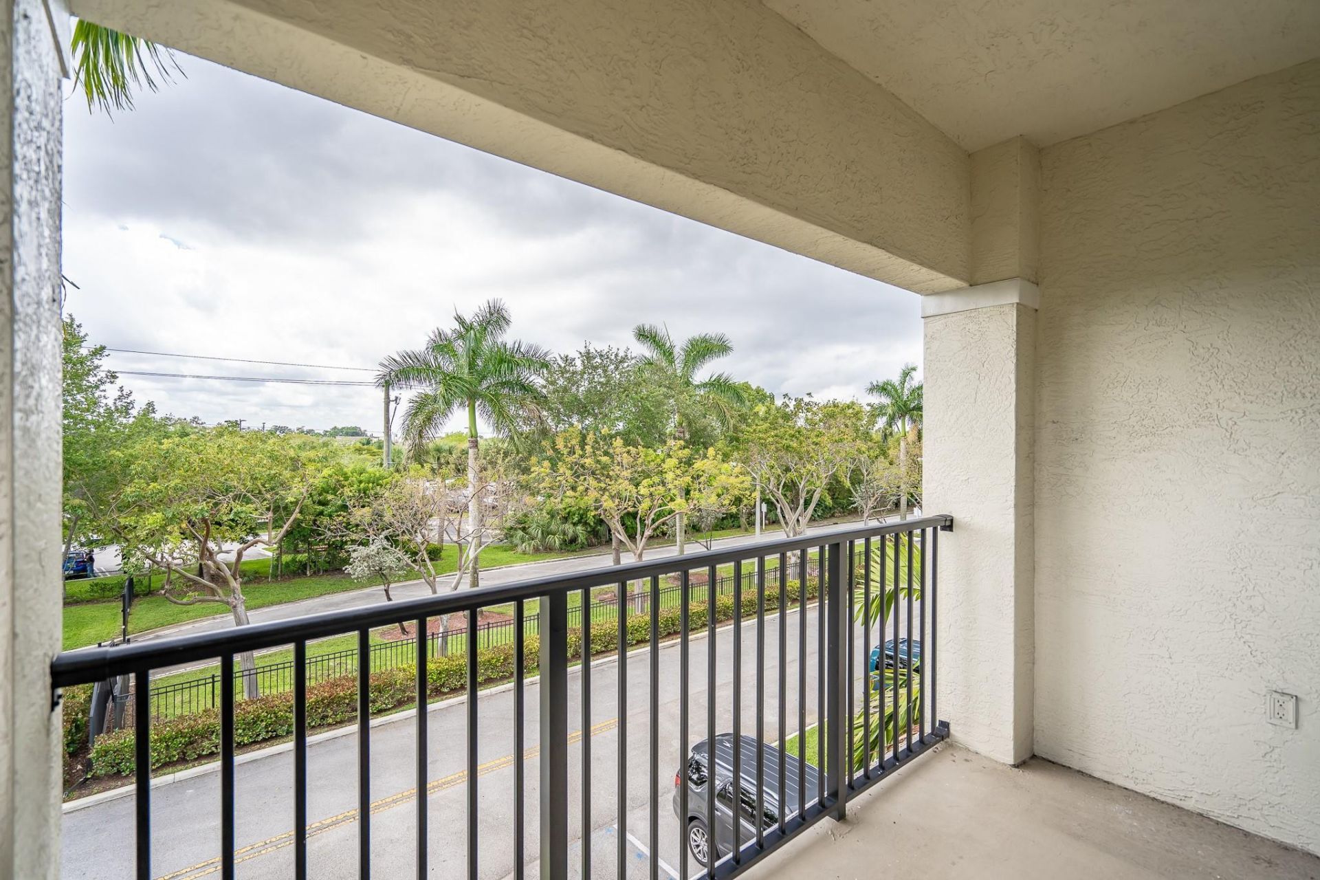 5800 W Sample Road, Unit 308, Coral Springs, FL 33067 Photo