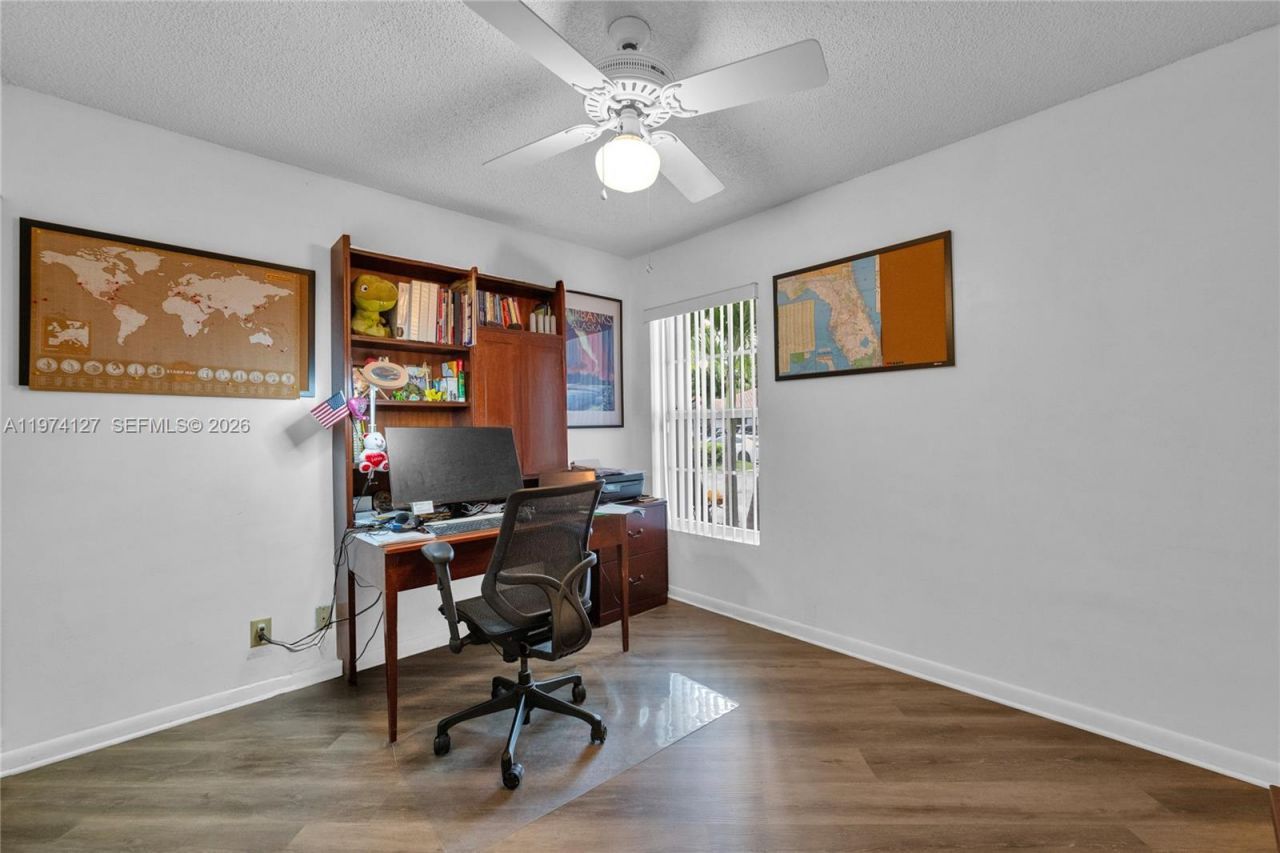 1361 Seagrape Cir , Weston, FL 33326 Photo