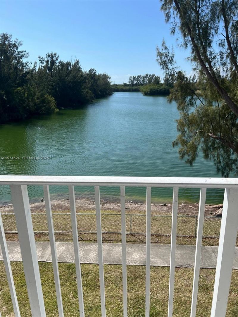 8240 SW 210th St, Unit 220, Cutler Bay, FL 33189 Photo