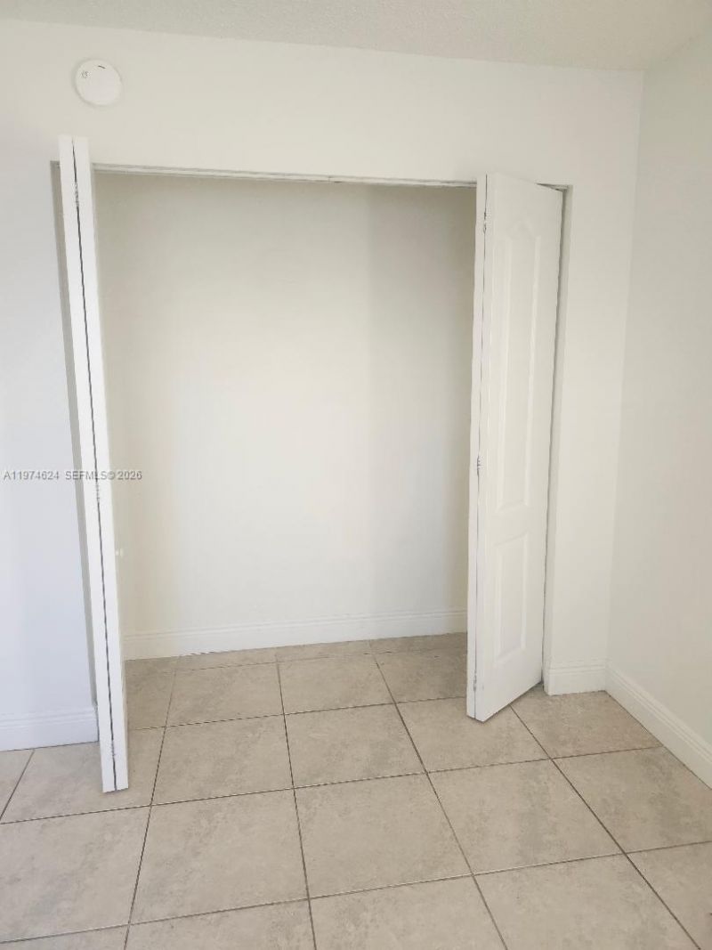 8240 SW 210th St, Unit 220, Cutler Bay, FL 33189 Photo