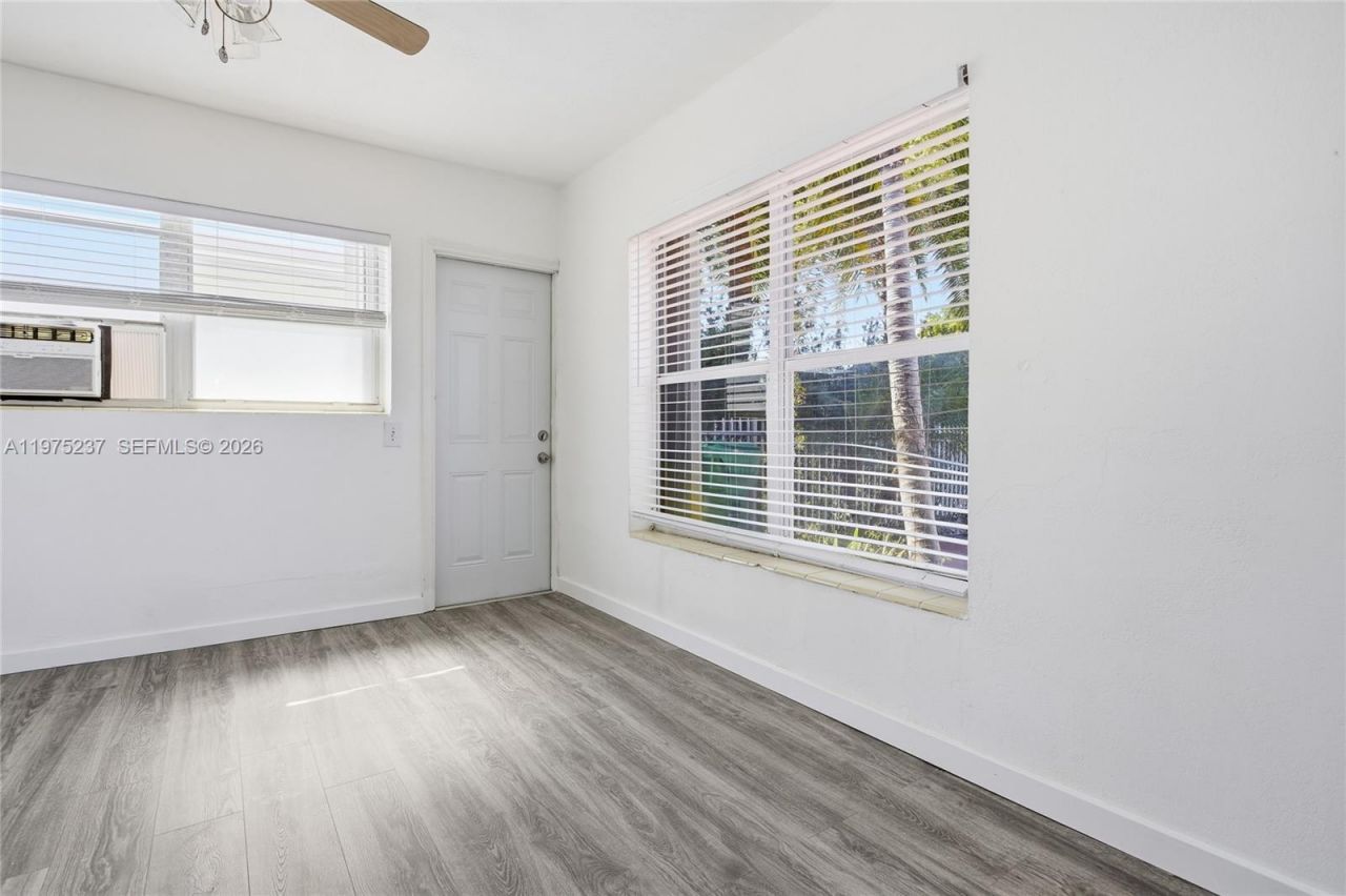 2761 SW 33rd Ct, Unit C, Miami, FL 33133 Photo