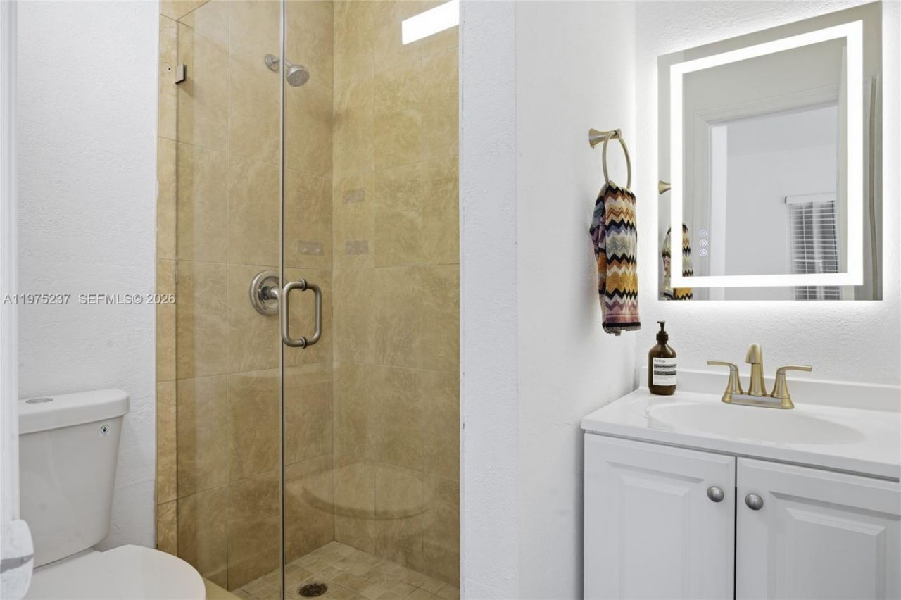 2761 SW 33rd Ct, Unit C, Miami, FL 33133 Photo