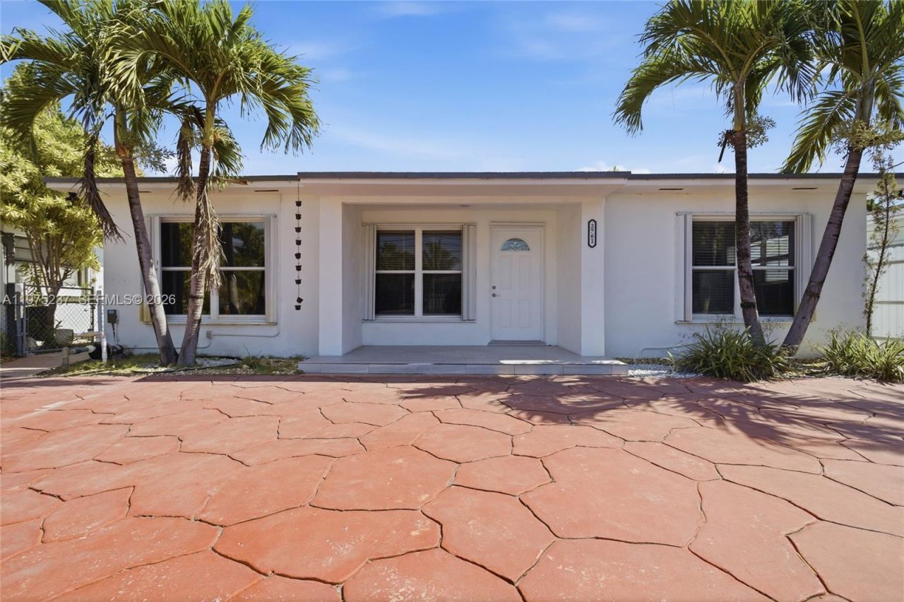 2761 SW 33rd Ct, Unit C, Miami, FL 33133 Photo