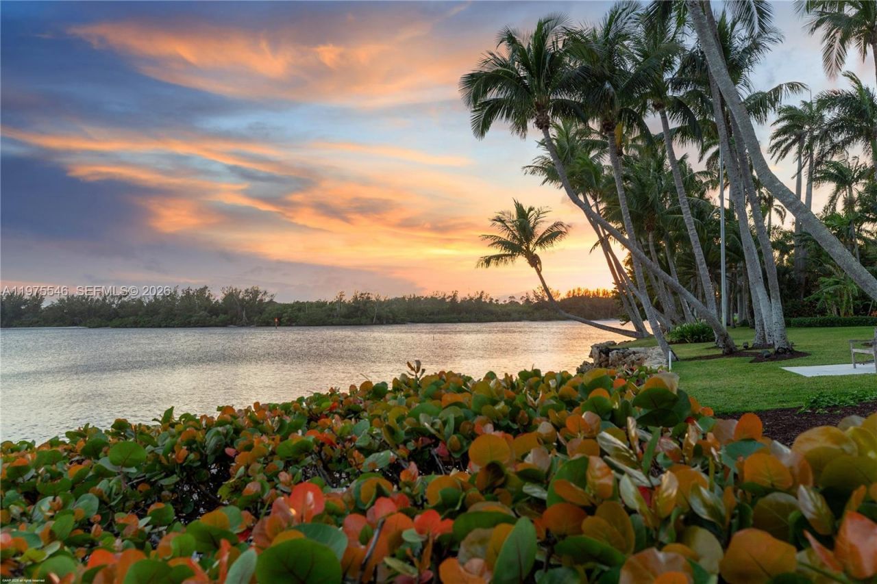 6 Riverview Rd , Jupiter Island, FL 33455 Photo