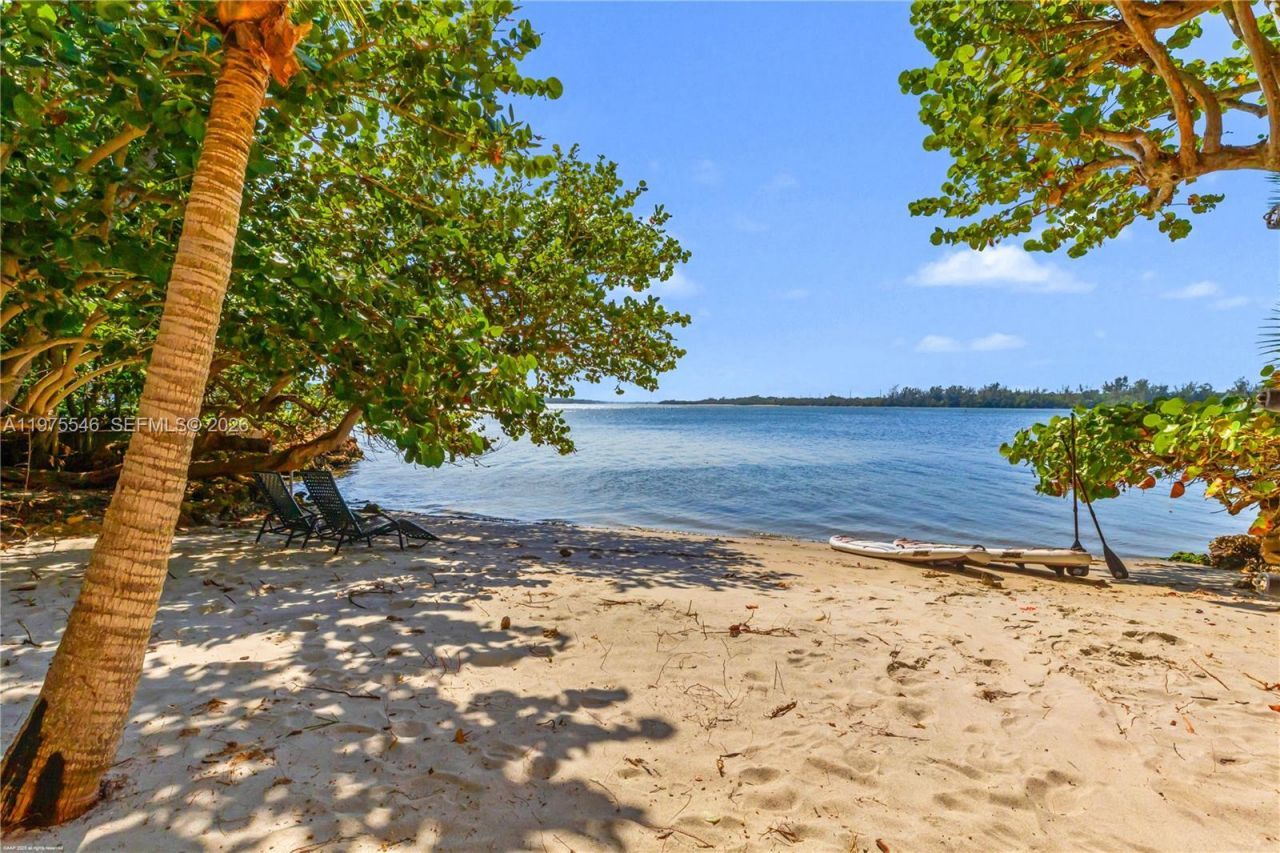 6 Riverview Rd , Jupiter Island, FL 33455 Photo