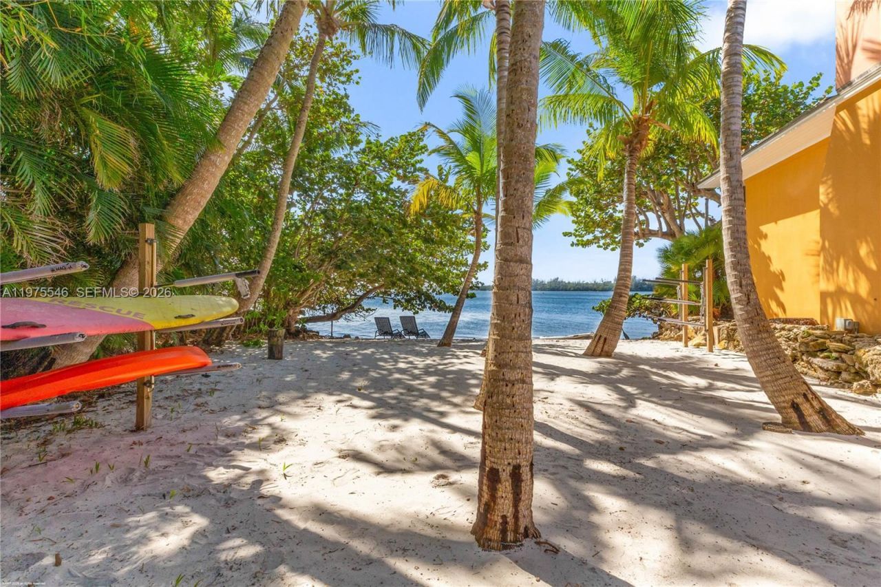 6 Riverview Rd , Jupiter Island, FL 33455 Photo