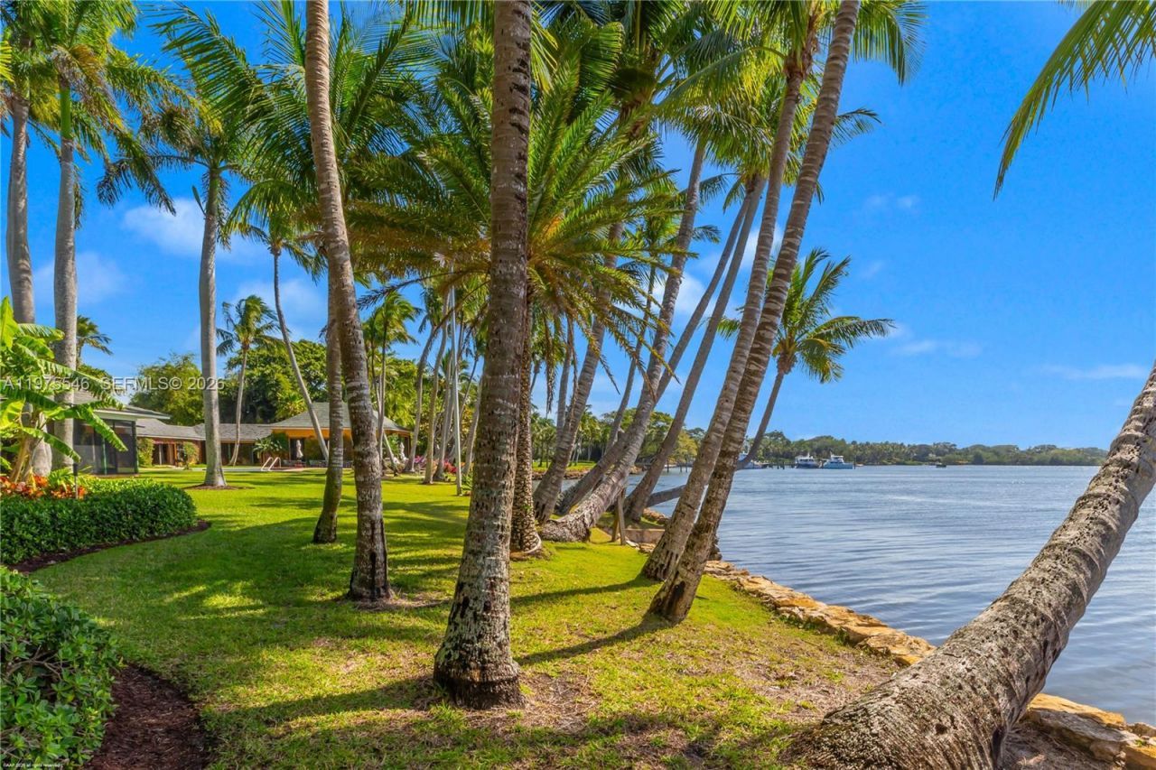 6 Riverview Rd , Jupiter Island, FL 33455 Photo