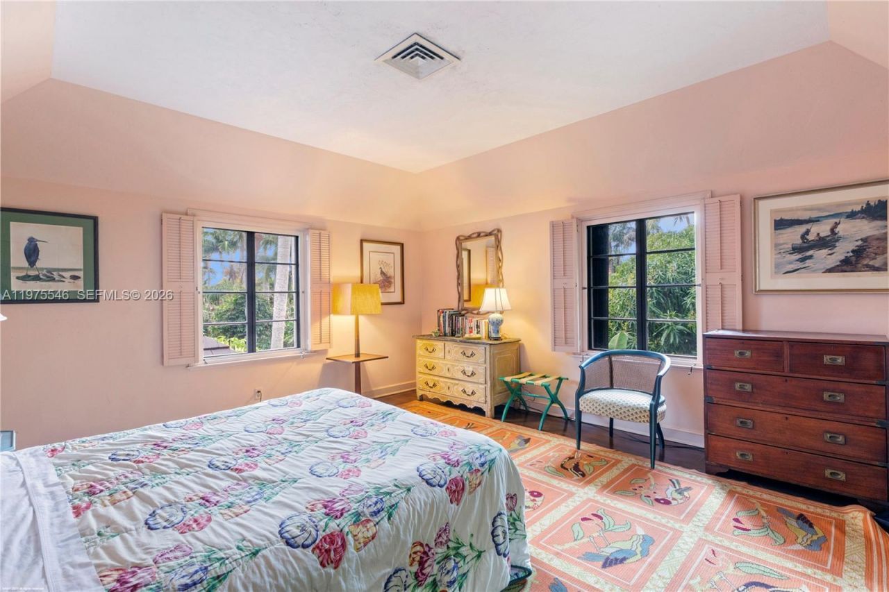 6 Riverview Rd , Jupiter Island, FL 33455 Photo