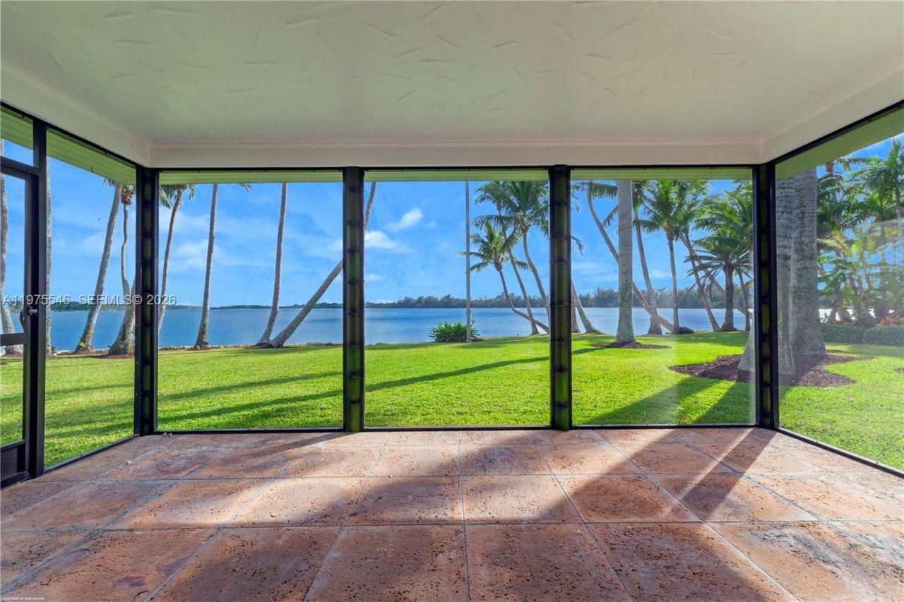 6 Riverview Rd , Jupiter Island, FL 33455 Photo