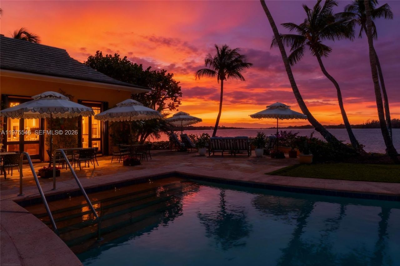 6 Riverview Rd , Jupiter Island, FL 33455 Photo