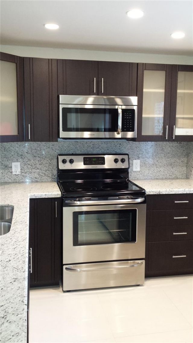 20500 W Country Club Dr , Unit 314, Aventura, FL 33180 Photo