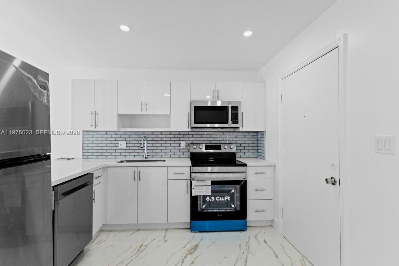2251 NW 48th Ter, Unit 102, Lauderhill, FL 33313 Photo
