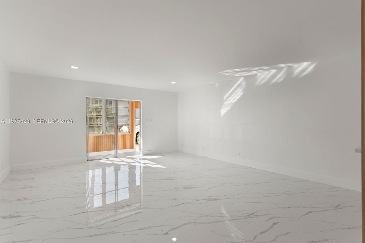 2251 NW 48th Ter, Unit 102, Lauderhill, FL 33313 Photo