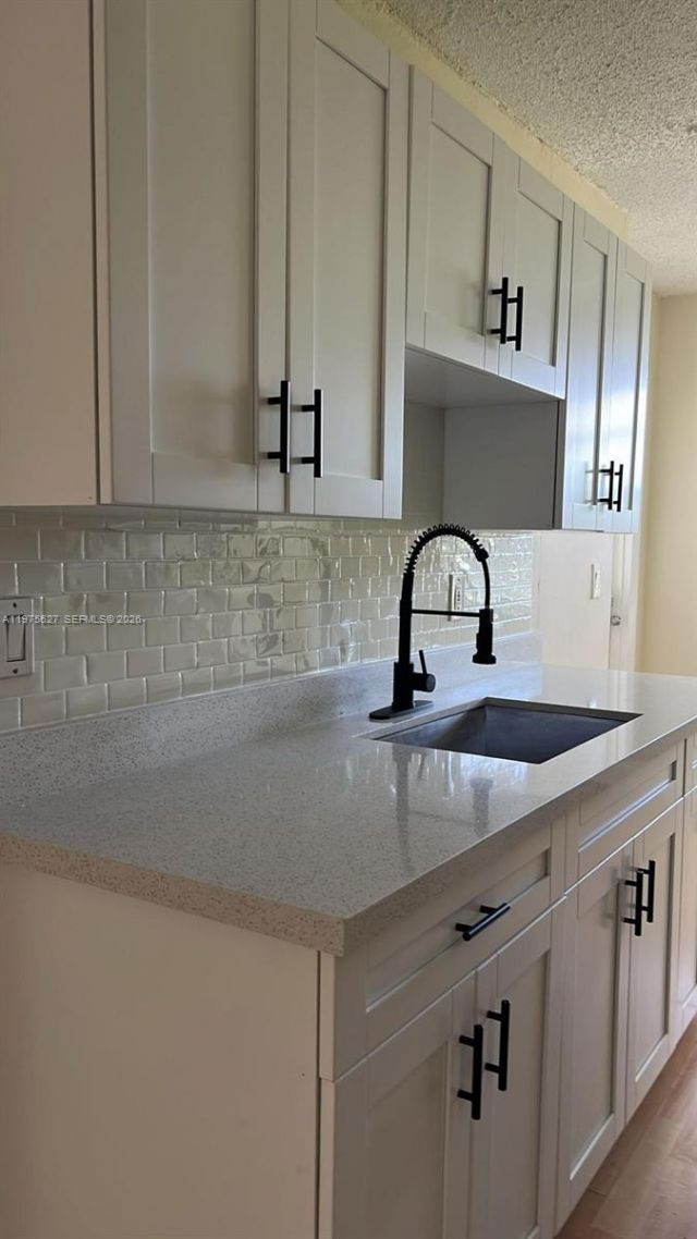 1100 NE 1st Ct , Unit 312, Hallandale Beach, FL 33009 Photo