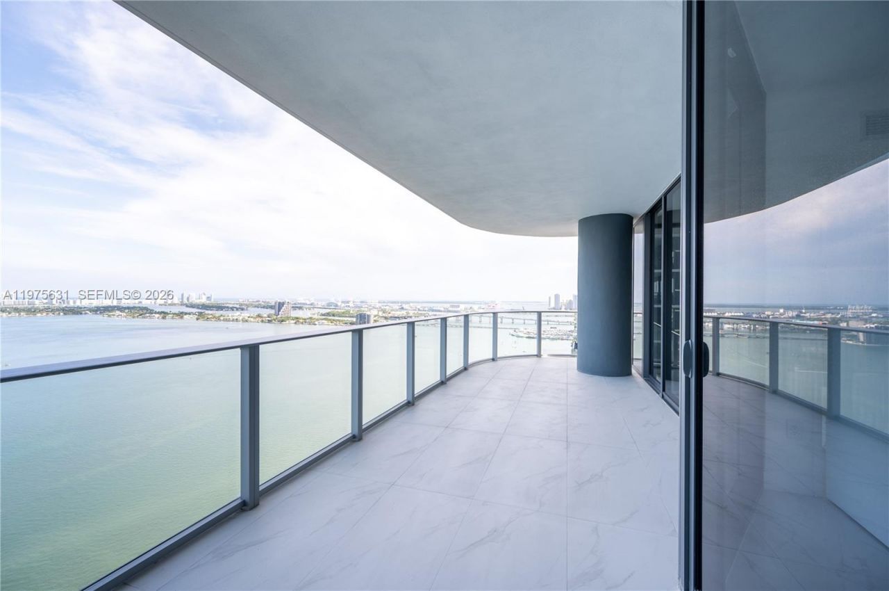 700 NE 24, Unit 2807, Miami, FL 33137 Photo