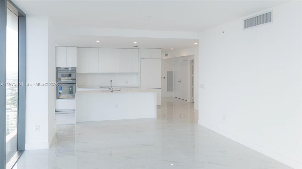 700 NE 24, Unit 2807, Miami, FL 33137 Photo