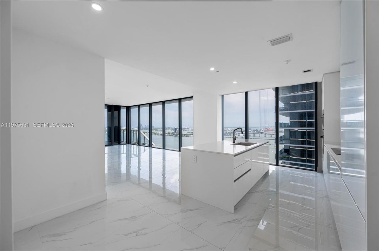 700 NE 24, Unit 2807, Miami, FL 33137 Photo
