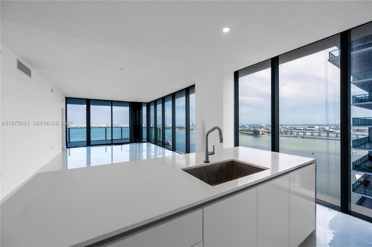 700 NE 24, Unit 2807, Miami, FL 33137 Photo
