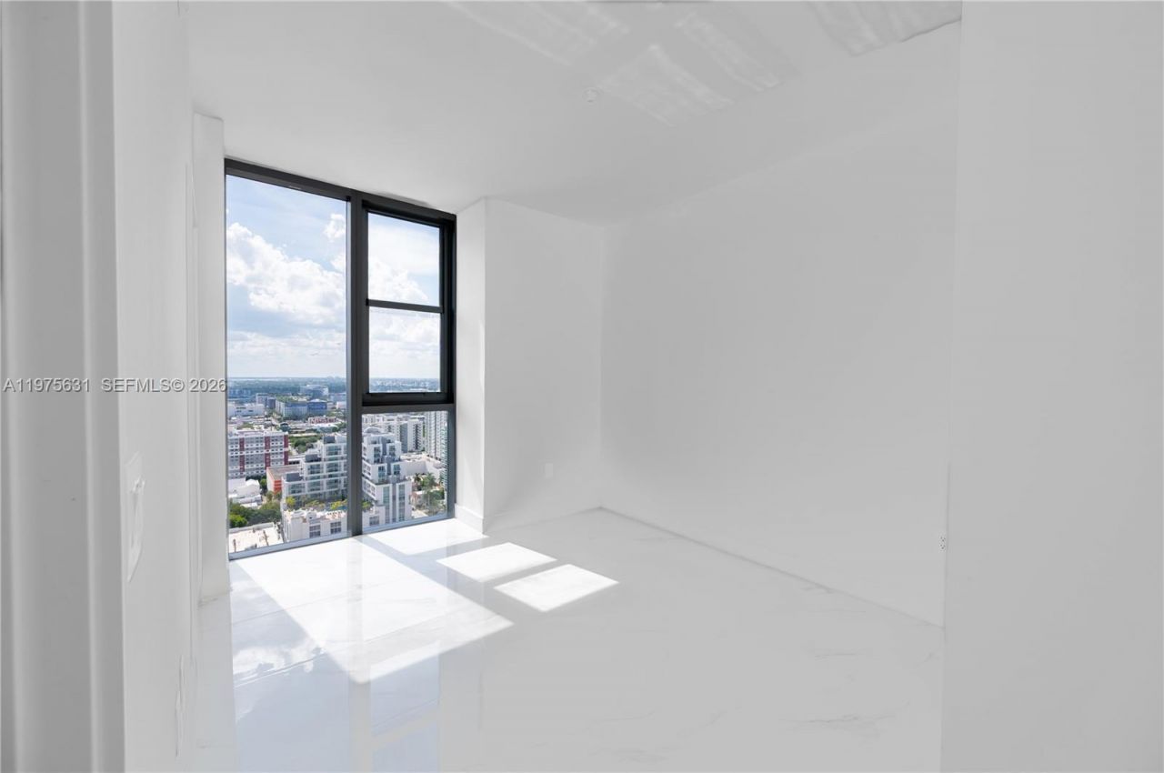 700 NE 24, Unit 2807, Miami, FL 33137 Photo