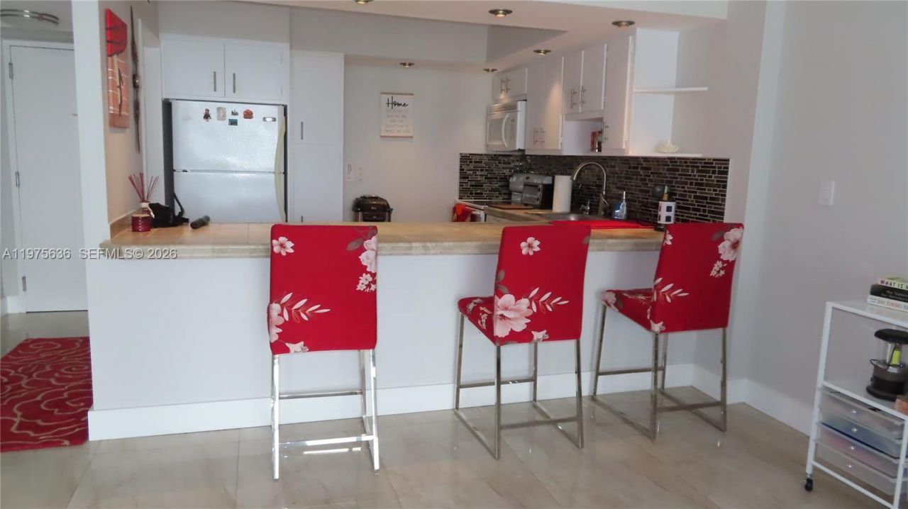 5701 Collins Ave , Unit 803, Miami Beach, FL 33140 Photo