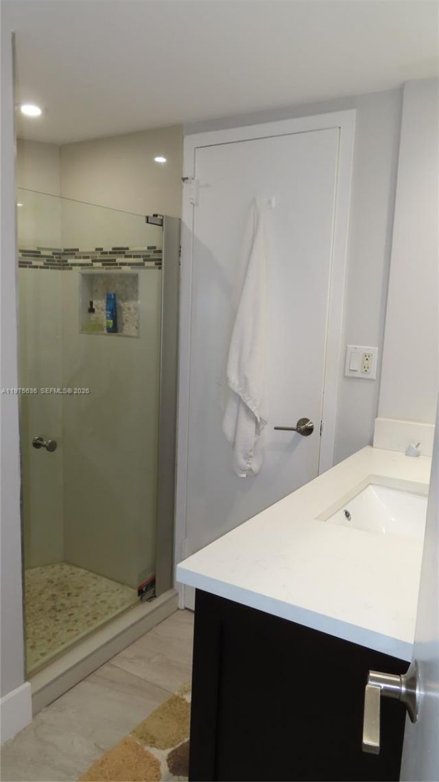 5701 Collins Ave , Unit 803, Miami Beach, FL 33140 Photo