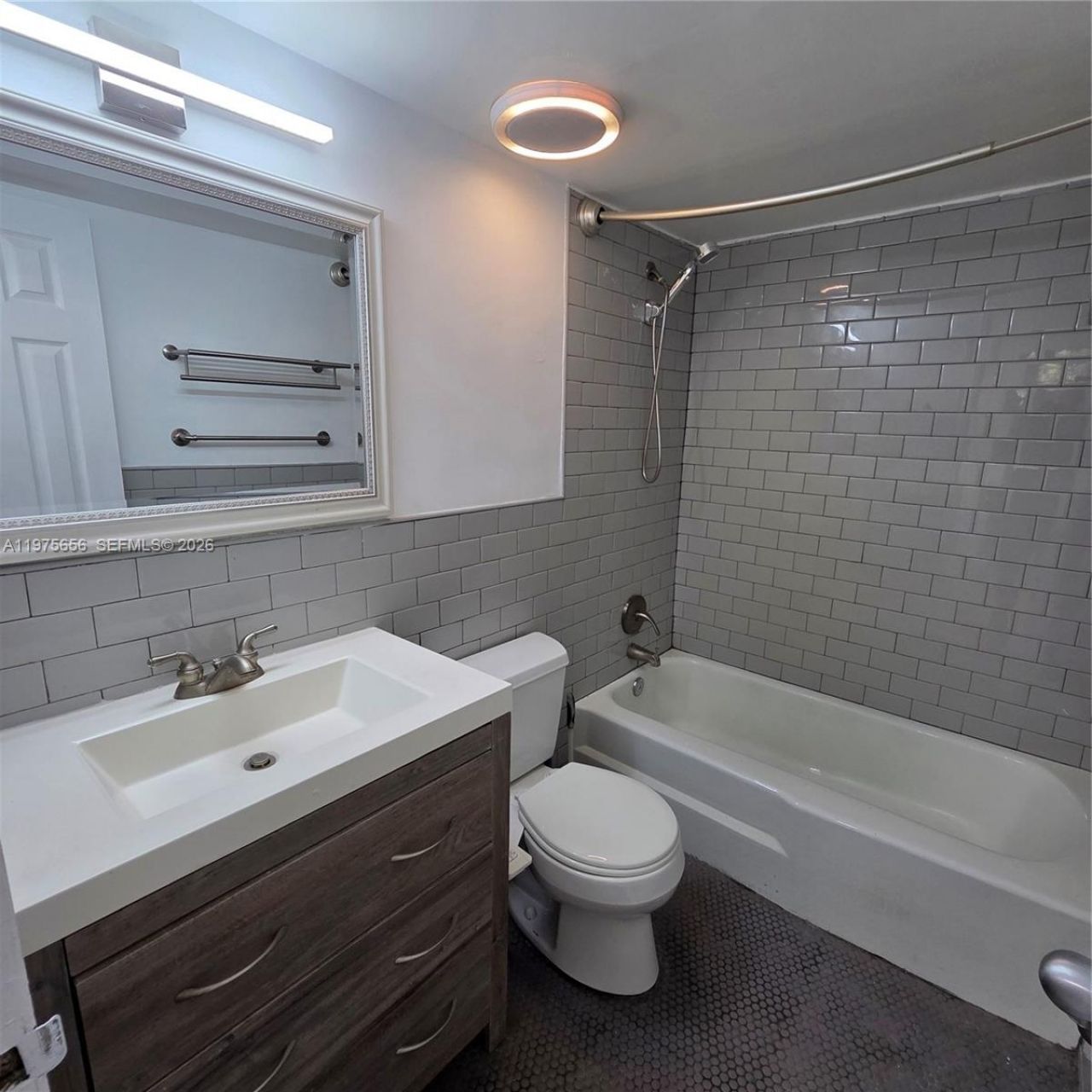 1800 Sans Souci Blvd, Unit 312, North Miami, FL 33181 Photo