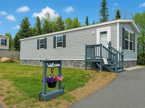 12 Victoria Lane, Berlin, NH 03570