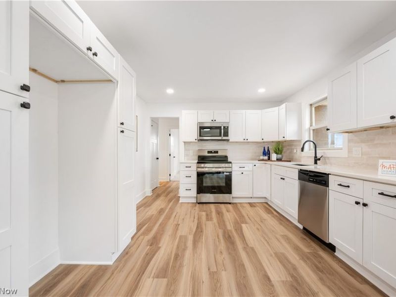 15938 W South Range Road, Salem, OH 44460 Photo 12