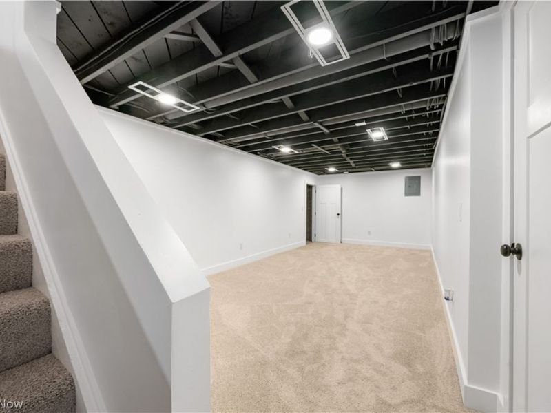 15938 W South Range Road, Salem, OH 44460 Photo 29