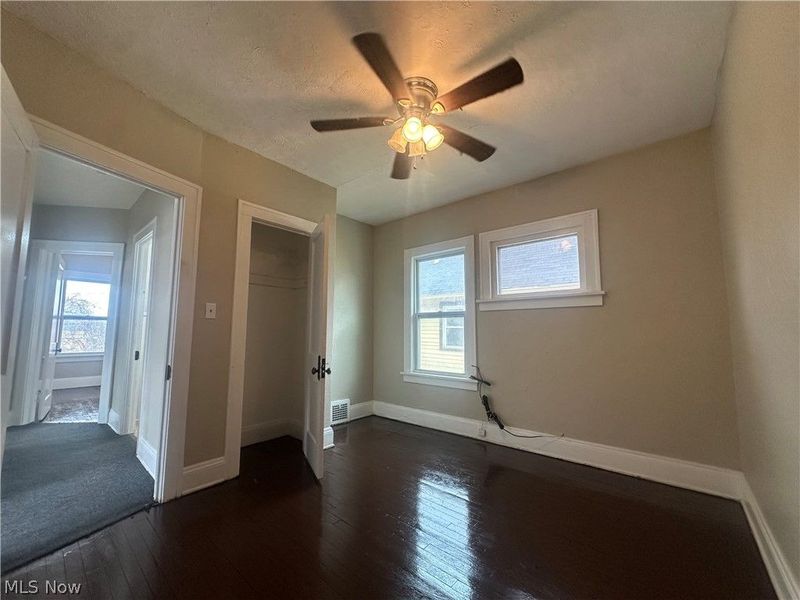 487 E 149th Street, Unit up, Cleveland, OH 44110 Photo 8