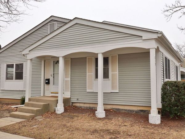 819 Mansfield Court, Schaumburg, IL 60194