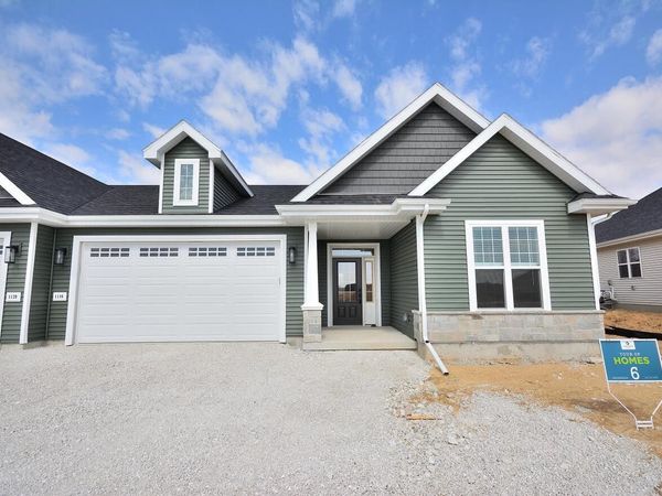 1116 Elderberry ROAD, Oconomowoc, WI 53066