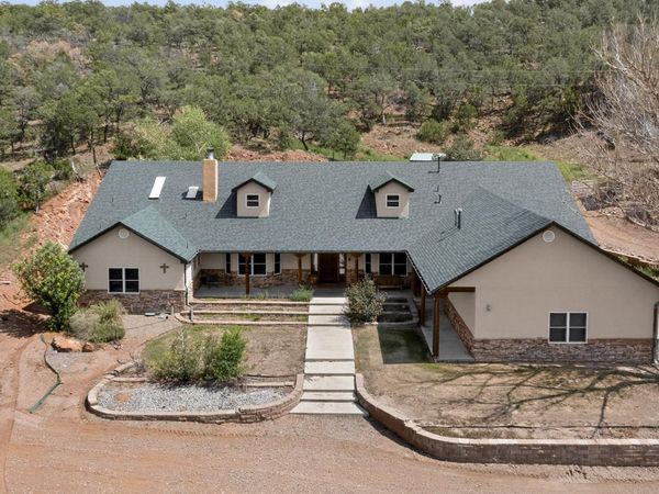 36 Meadow Lane , Tijeras, NM 87059
