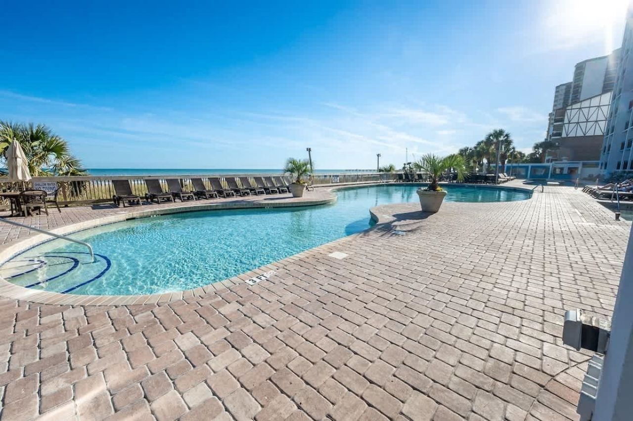 3000 N Ocean Blvd.  Photo 31