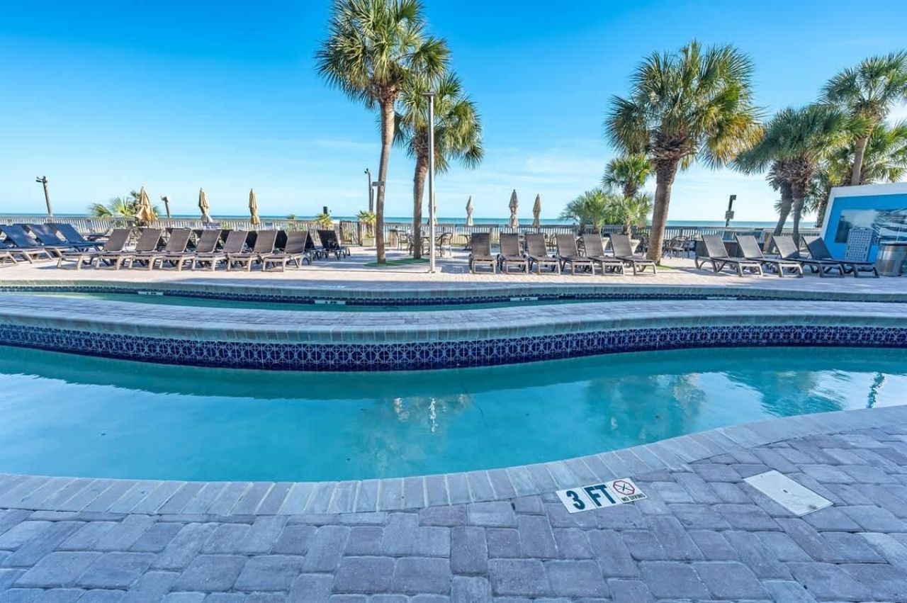 3000 N Ocean Blvd.  Photo 35