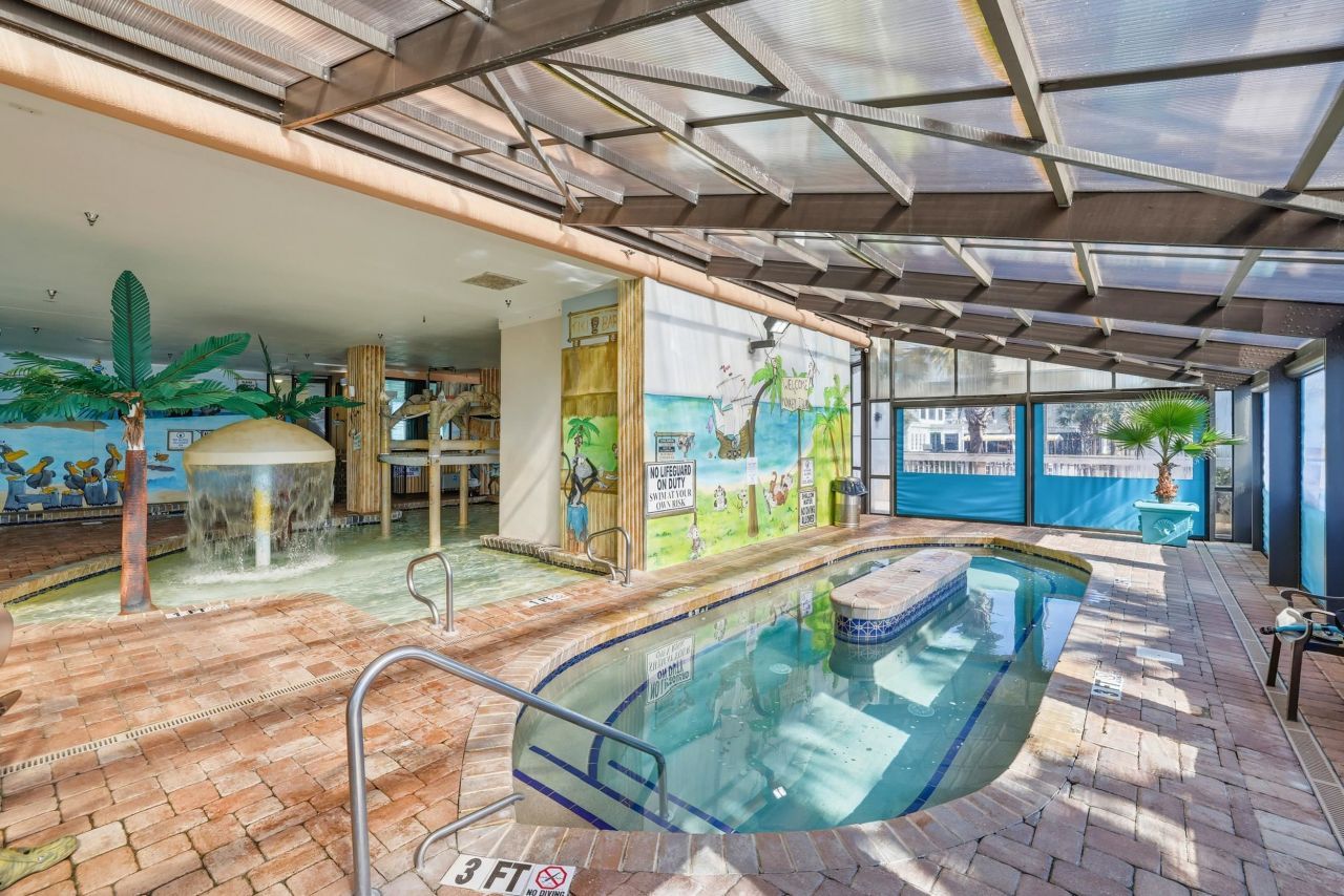 3000 N Ocean Blvd.  Photo 38