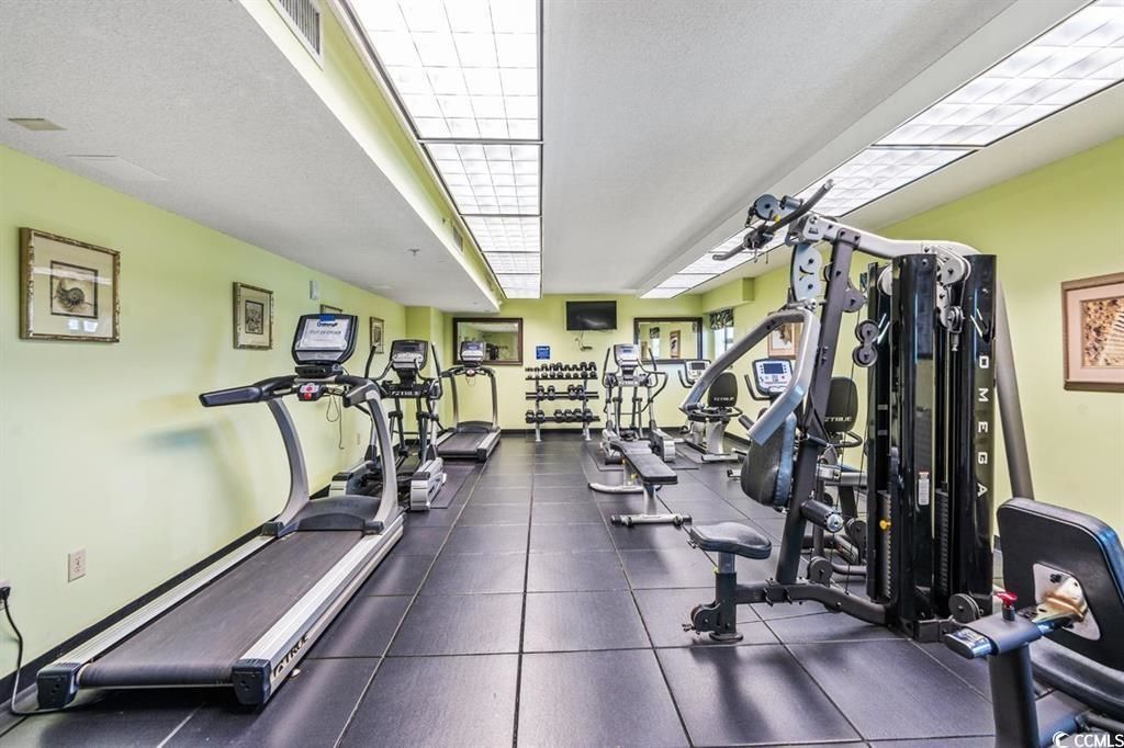 3000 N Ocean Blvd.  Photo 40