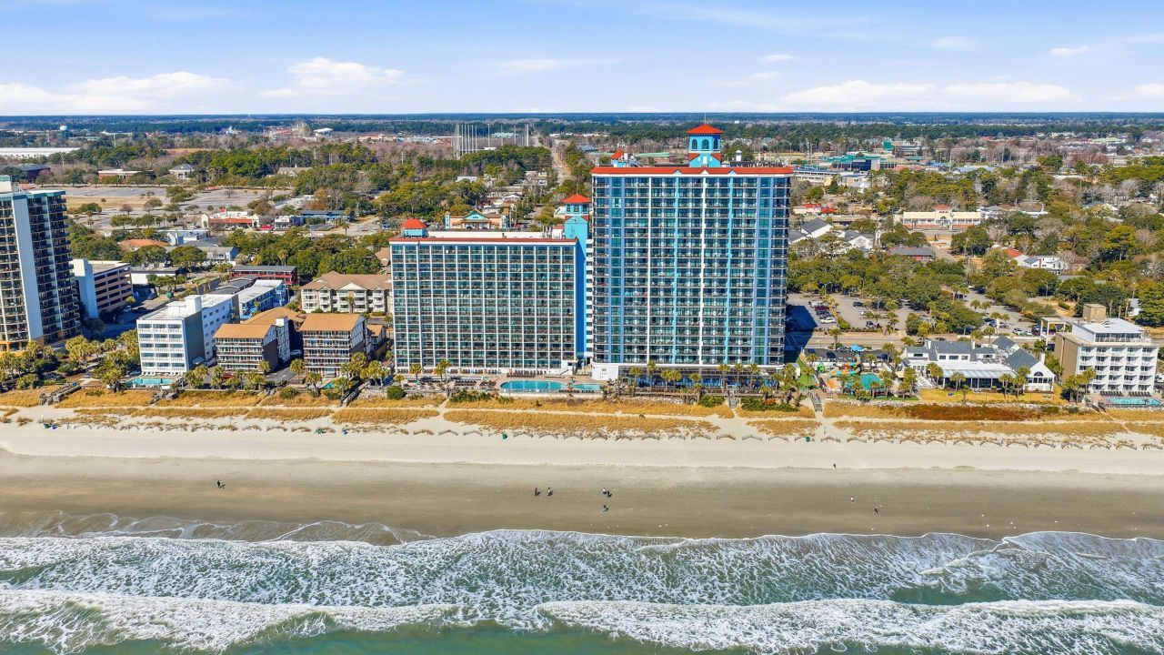 3000 N Ocean Blvd.  Photo 44