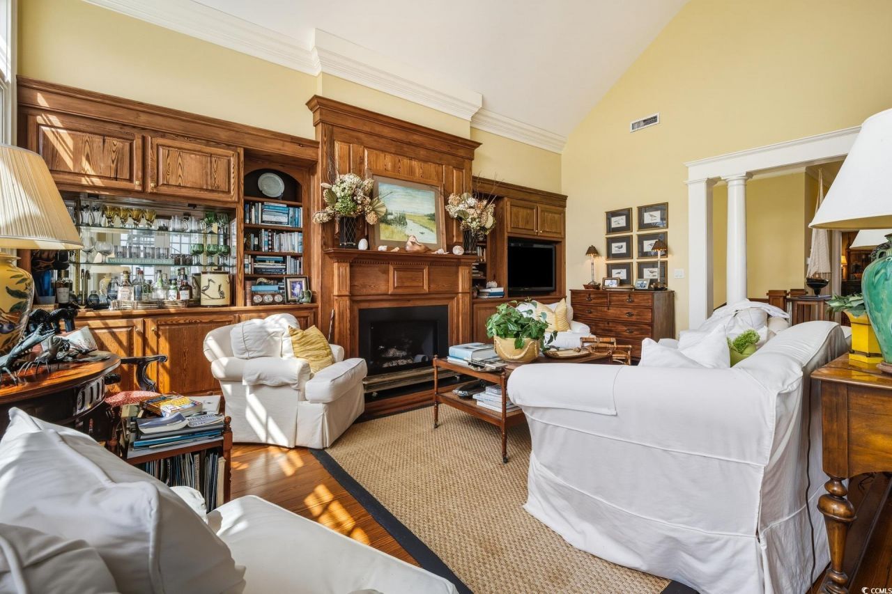 160 Colony Point Dr.  Photo 6