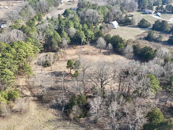 000 Plantation Circle , Melbourne, AR 72556