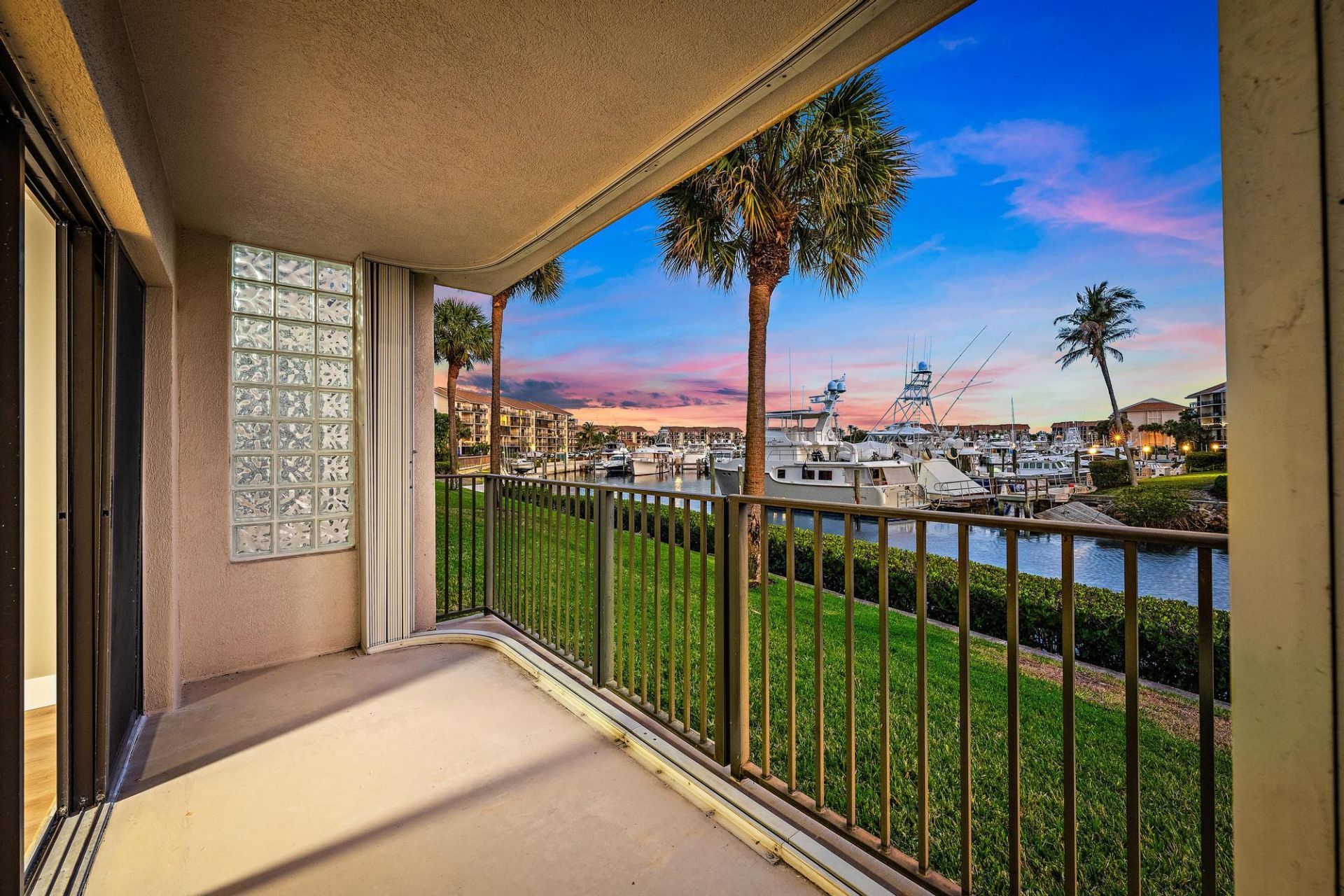 1601 Marina Isle Way, Unit 106, Jupiter, FL 33477 Photo